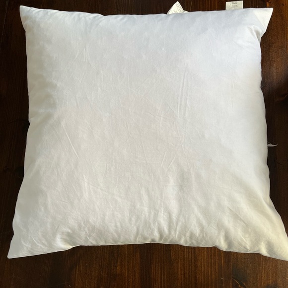 Pottery Barn Bedding Pottery Barn Pillow Inserts Poshmark